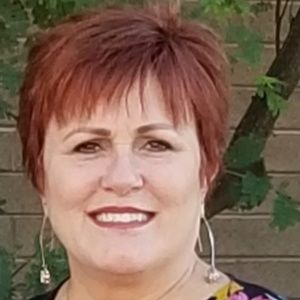 Meet your Posher, Stephany